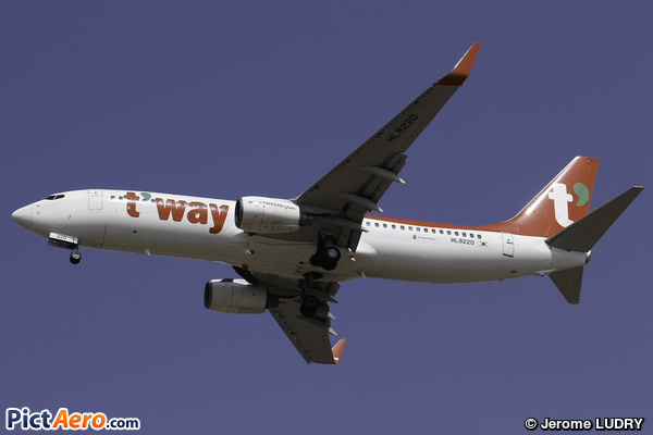 Boeing 737-8Q8 (T'Way Air)