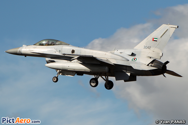 Lockheed Martin F-16E Fighting Falcon (United Arab Emirates - Air Force)