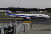Boeing 777-381/ER (JA792A)