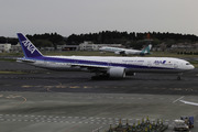 Boeing 777-381/ER (JA787A)