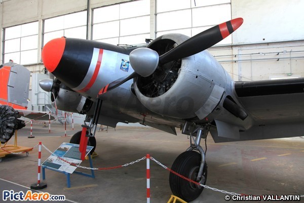 Beech 18 (SNB-5) (Musée Aéronautique Navale Rochefort)