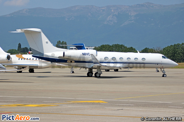 Gulfstream Aerospace G-IV X (G450) (Jet Edge International)