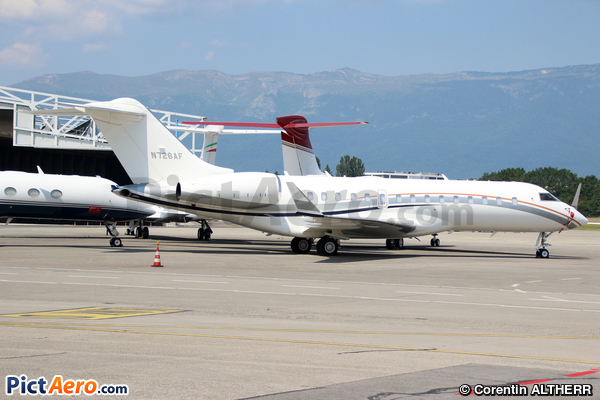 Bombardier BD-700 1A10 Global Express XRS (Vulcan Aircraft Inc)