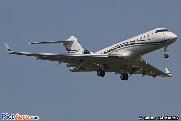 Bombardier BD-700-1A10 Global Express (Planet Nine Private Air)