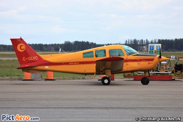 Beechcraft C23 Sundowner (CEGEP St Honoré Québec)