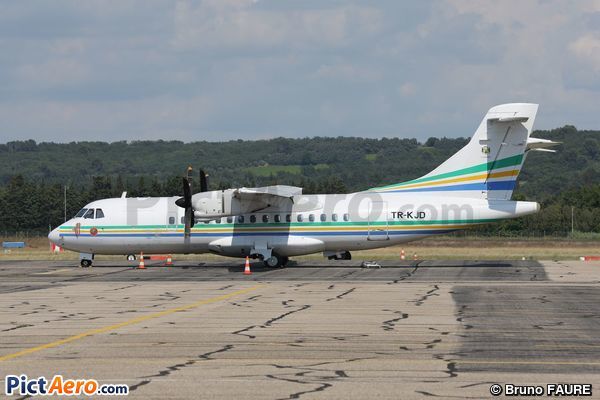 ATR 42-300 (République Gabonaise)