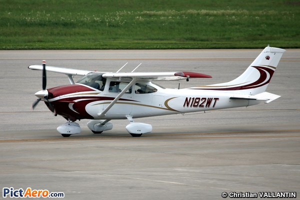 Cessna 182Q Skylane (Blue Aviation)