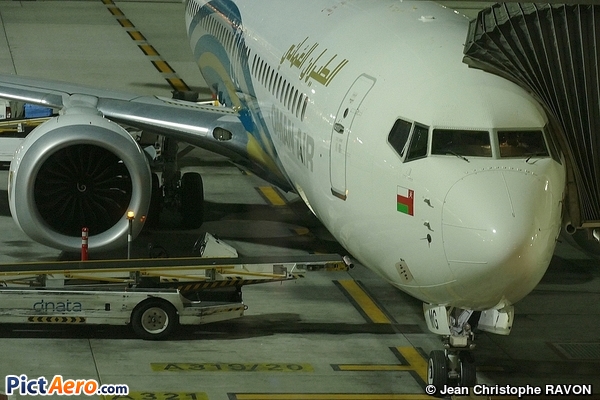 Boeing 737-8 Max (Oman Air)
