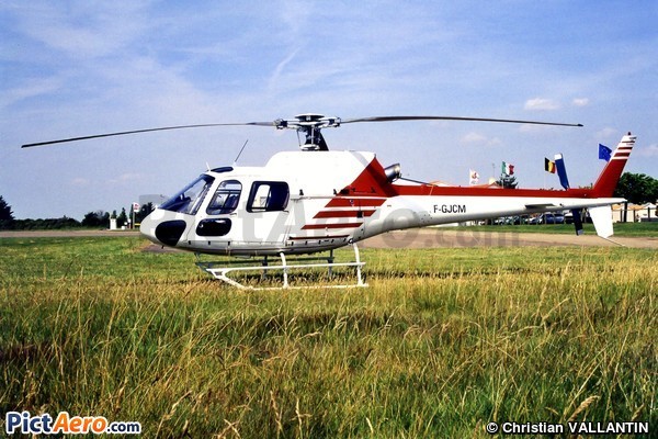 Eurocopter AS-350 B-2 Ecureuil (Private / Privé)