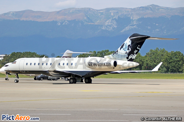 Bombardier BD-700-1A10 Global Express/Global 5000 XRS (SHK Jeans Company)