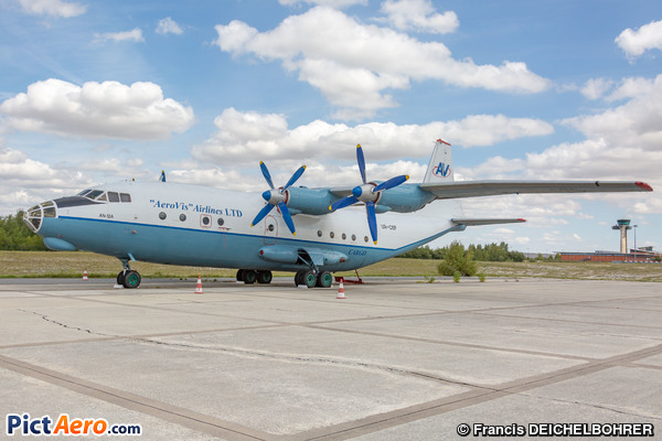 Antonov An-12A Cub (Aerovis Airlines)
