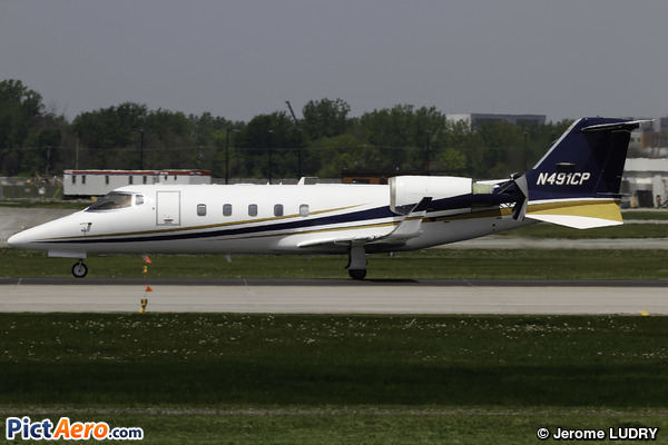 Learjet 60 (ATI Jet Inc.)