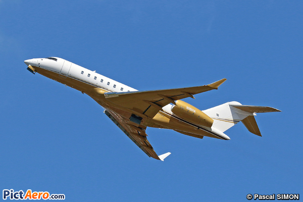 Bombardier BD-700-1A11 Global 5000 (TVPX Aircraft Solutions)