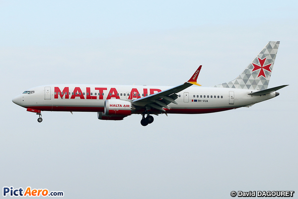 Boeing 737-8 MAX 200	 (Malta Air)