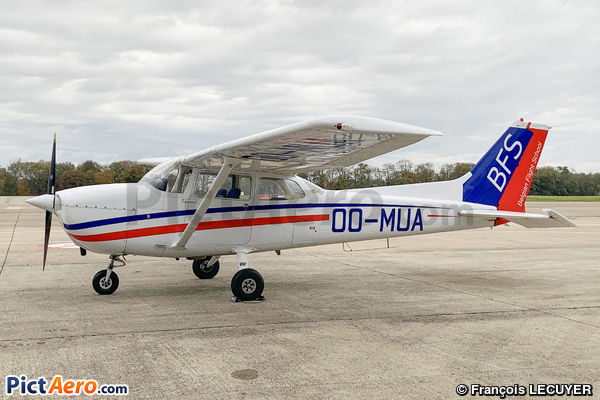 Cessna 172N Skyhawk II (Belgian Flight School)