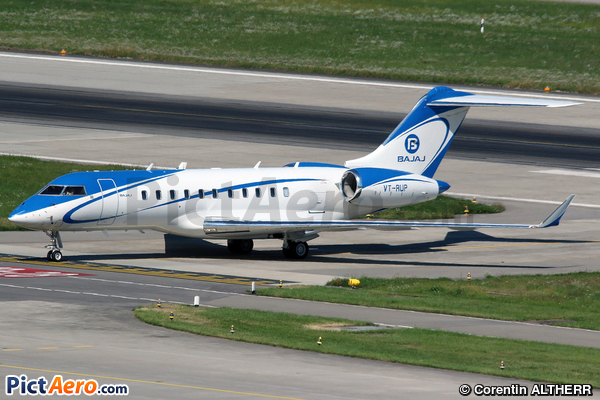 Bombardier BD-700-1A11 Global 5000 (Bajaj Holdings and Investment Limited)