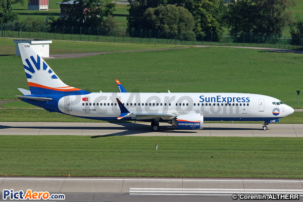Boeing 737-8 Max (SunExpress)