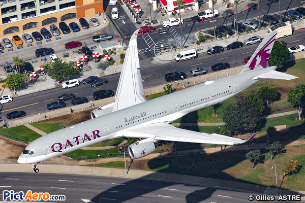 Airbus A350-1041 (Qatar Airways)