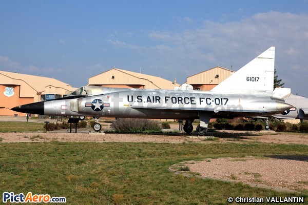 Convair F-102A Delta Dagger (South Dakota Air and Space Museum)