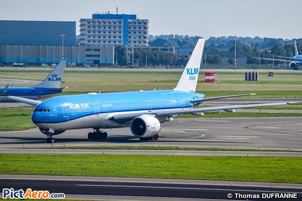 Boeing 777-206/ER (KLM Asia)