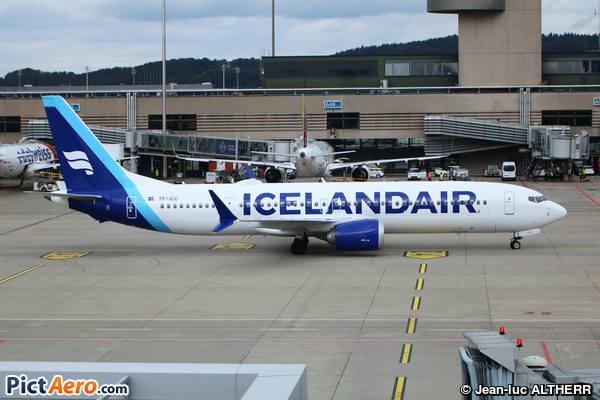 Boeing 737-9MAX (Icelandair)