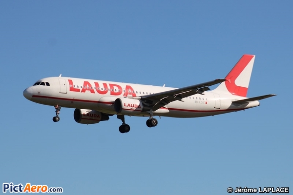 Airbus A320-214 (Lauda Europe)