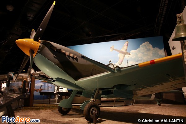Supermarine 361 Spitfire Mk.IX (Museum of Flight de Seattle)