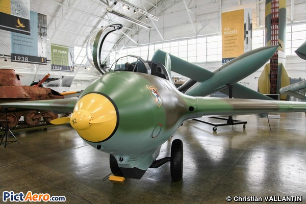Messerschmitt Me-163B-1A Komet (Flying Heritage & Combat Armor Museum)