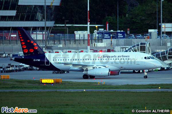 Superjet 100-95B (Brussels Airlines)