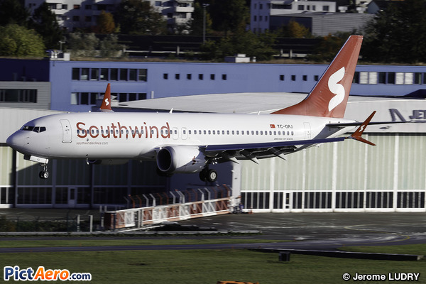 Boeing 737-8 Max (Southwind Airlines)
