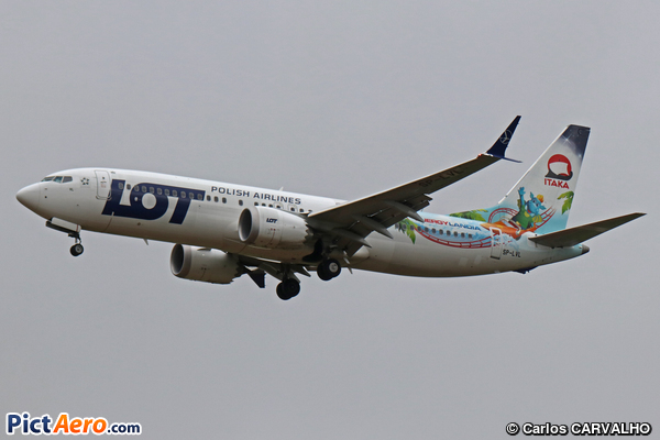 Boeing 737-8 Max (LOT Polish Airlines)