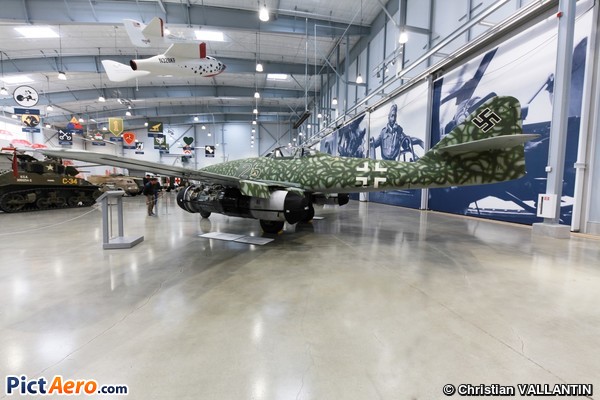 Messerschmitt 262A-1A (Flying Heritage & Combat Armor Museum)