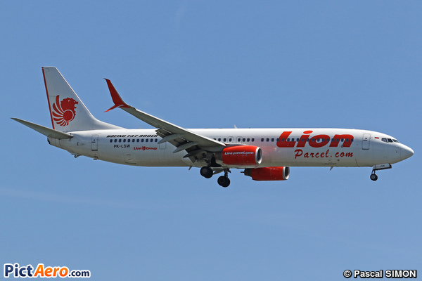 Boeing 737-96N/ER (Lion Air)