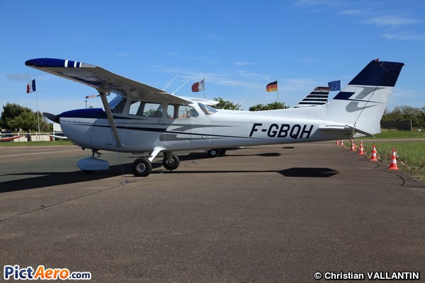 Cessna 172N Skyhawk 100 II (Aéroclub de Guyenne La Réole)
