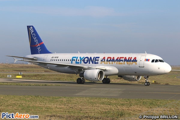 Airbus A320-214 (Flyone Armenia)