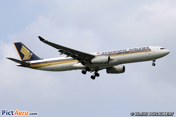 Airbus A330-343X (Singapore Airlines)