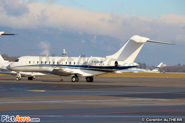 Bombardier BD-700-1A10 Global Express (Solairus Aviation)