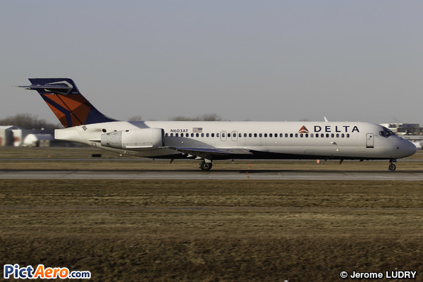 Boeing 717-22A (Delta Air Lines)