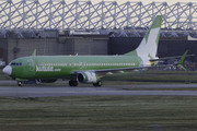 Boeing 737-8LD (C-FTUZ)