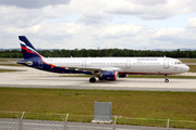 Airbus A321-211 (VP-BQT)