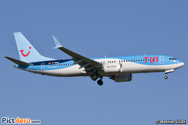 Boeing 737-8 Max (TUIfly)
