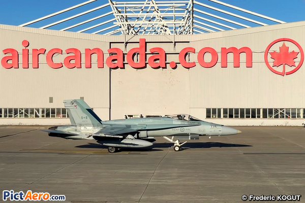  McDonnell Douglas CF-188 Hornet (Canada - Air Force)