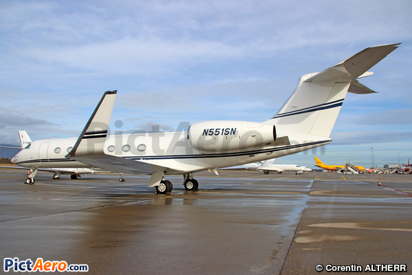 Gulfstream G550 (Executive Jet Management)