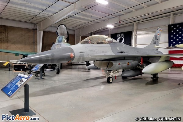 General Dynamics F-16A Fighting Falcon (Hill Aerospace Museum Utah)