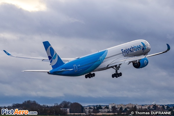 Airbus A350-1041 (FrenchBee)