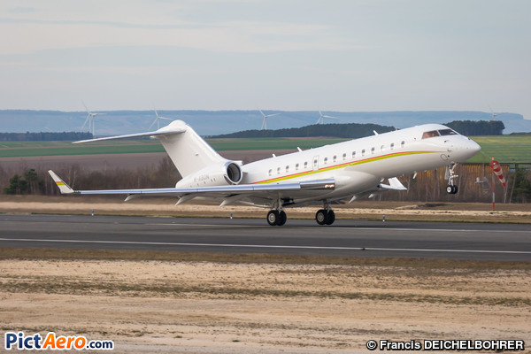 Bombardier BD-700-1A10 Global 6000 (Ardagh Packaging UK)