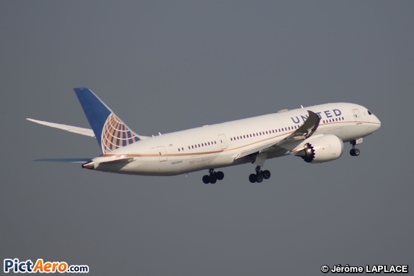 Boeing 787-8 Dreamliner (United Airlines)