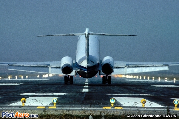 McDonnell Douglas MD-88 (DC-9-88) (Aviaco)