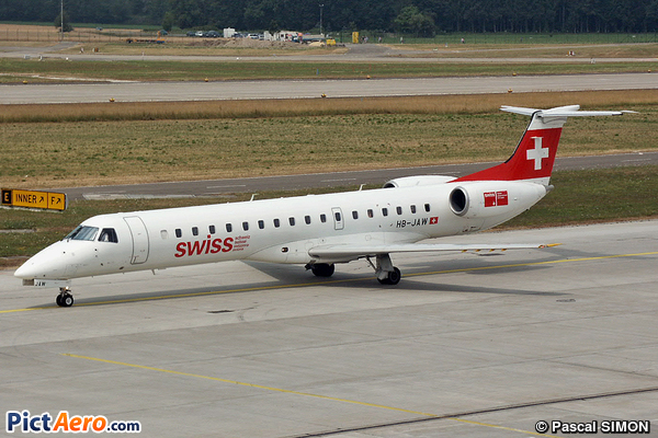 Embraer ERJ-145LU (Swiss International Air Lines)