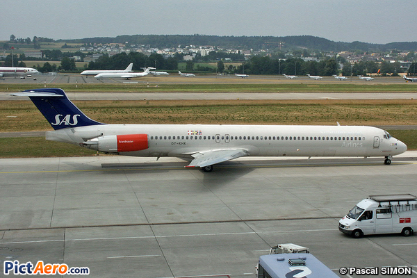 McDonnell Douglas MD-83 (DC-9-83) (Scandinavian Airlines (SAS))